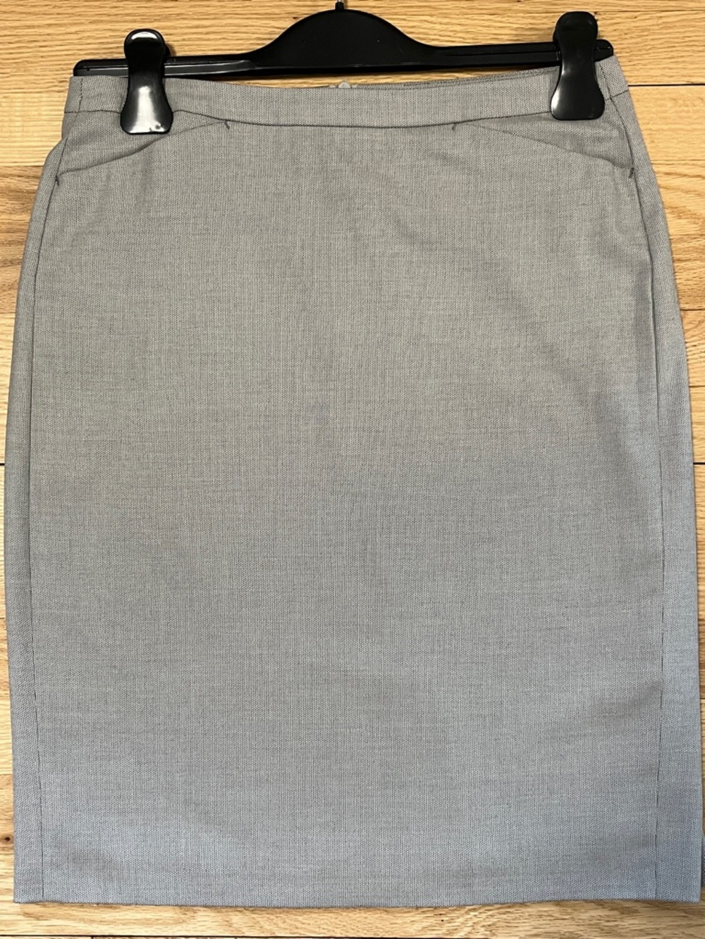 Taifun Pencil Skirt – Size 6 – Light Gray – Very Good Condition